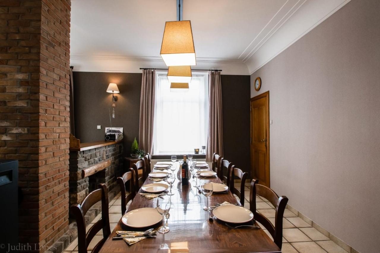 Maison Spacieuse Unifamiliale. Gite La Clochette Бастонь Экстерьер фото