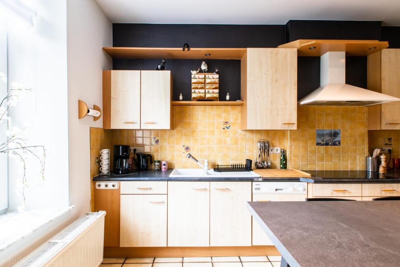 Maison Spacieuse Unifamiliale. Gite La Clochette Бастонь Экстерьер фото