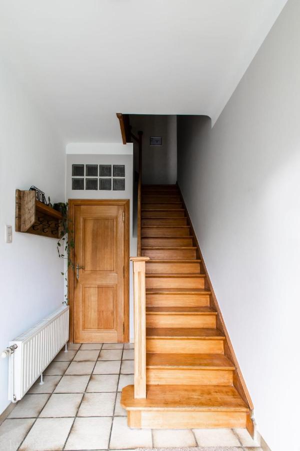 Maison Spacieuse Unifamiliale. Gite La Clochette Бастонь Экстерьер фото